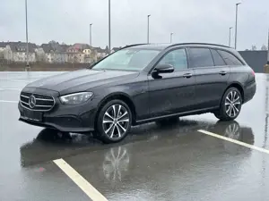 Mercedes-Benz E 300 de T-Modell 4Matic ALU 360 Grad Kamera