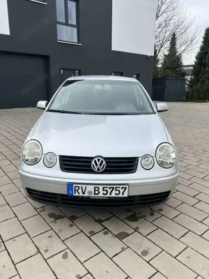 Volkswagen Polo 1,4 9N - TÜV Neu