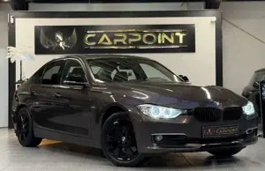 BMW 328 i Luxury Lim. Automatik /Bi-Xenon/PDC/Navi/BT