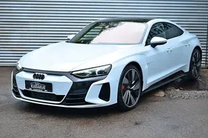 Audi e-tron GT RS e-tron GT MEGA VOLL! Bild 3