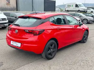 Opel Astra K 1.4 Lim. Selection_Klima_PDC_8fach_ Bild 5