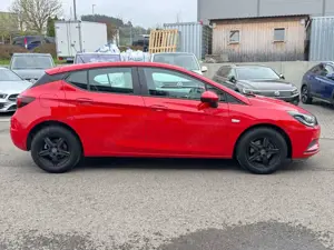 Opel Astra K 1.4 Lim. Selection_Klima_PDC_8fach_ Bild 4