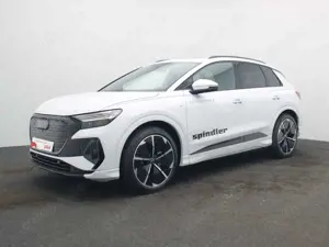 Audi Q4 e-tron S-Line 45 quattro / Matrix, Pano, AHK Bild 2
