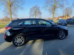 Hyundai i30 Trend Mild-Hybrid AT Apple CarPlay Android Auto Me Bild 5