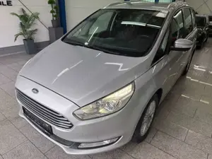 Ford Galaxy 2.0 TDCI*TITAN*7-STZ*AUT*NAV*PDC*KAMR*ACC Bild 2