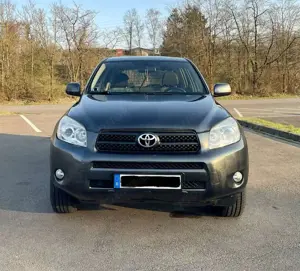 Toyota RAV 4 Travel