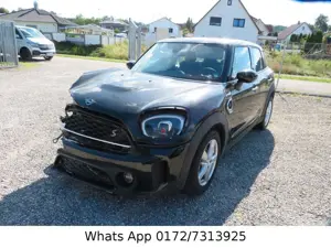 MINI Cooper SE Countryman Cooper S Essential Trim Bild 3