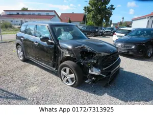 MINI Cooper SE Countryman Cooper S Essential Trim Bild 4