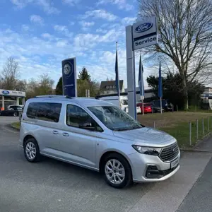 Ford Tourneo Connect Titanium Automatik
