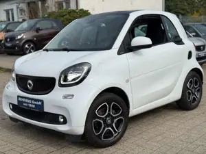 smart forTwo *NAVI*PANORAMA*KAMERA*NAVI*1.HAND*90PS