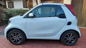 smart forTwo EQ CABRIO+ZERTIFIKAT+EXCLUSIVE+22KW+NAVI+KAMERA+LE