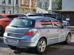 Opel Astra 1.8 Edition Plus|Automatik|Navi|AHK Bild 5