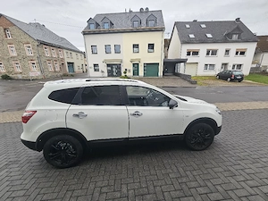Nissan qashqai x2  Bild 2