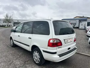 Ford Galaxy Bild 4