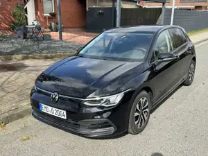 Volkswagen Golf VIII 1.5 TSI Garantie bis 2028, AHK,Harman Kardon