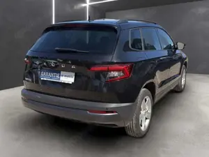 Skoda Karoq 2.0 TDI Ambition 4xSHZ* NAVI* AHZV* Klima Bild 5