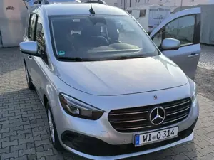 Mercedes-Benz T-Class T 180 d Automatik Progressive