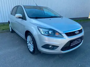 Ford Focus Lim. Titanium Sitzhzg. Leder Klima TÜV NEU