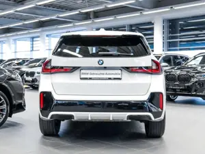 BMW X1 sDrive20i M Sport RFK NAVI LED Sound Syst. Bild 5