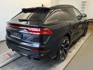 Audi RS Q8 RSQ8 Keramik V-Max RS-AGA Pano HUD HD-Matrix BO K Bild 3