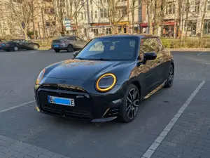 MINI Cooper SE Mini Cooper SE John Cooper Works Trim