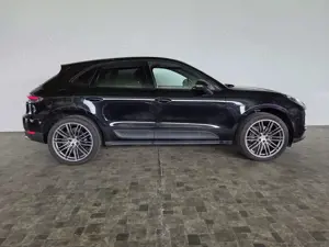 Porsche Macan 2,0i AWD, Standheizung, Luft, LED, Pano, Kamera
