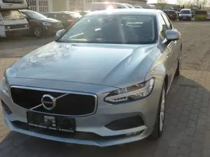 Volvo S90 Momentum