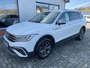 Volkswagen Tiguan Allspace 2.0 TDI DSG 4Motion Move Navi ACC Standhzg 360°