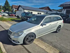 Mercedes-Benz E 250 CDI BlueEfficiency-XENON-LEDER-PANORAMADA Bild 3