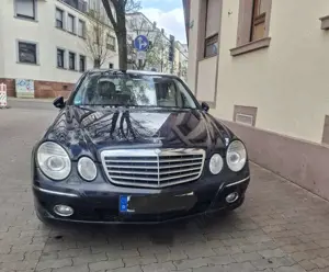 Mercedes-Benz E 320 Mercedes E 320 CDI 4Matic Avantgarde – Automatik –