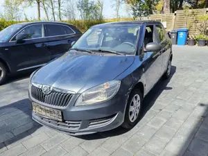 Skoda Fabia Active  1 Hand
