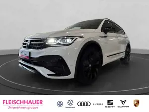 Volkswagen Tiguan Allspace 4Motion R-Line 2.0 l TSI MATRIX+ACC+RFK+SHZ+DESIGN