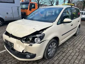 Volkswagen Touran 2.0 TDI DSG BMT 7 Sitze Airbags OK