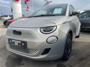 Fiat 500e 500e 42kWh Giorgio Armani Collector's Edition
