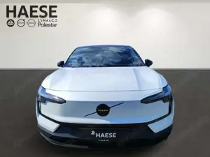 Volvo EX30 AWD Performance Ultra Pure Electric AHK StandHZG P Bild 2