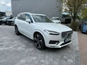 Volvo XC90 B5 AWD DIESEL+ULTIMATE+VOLLAUSTTATUNG+22"
