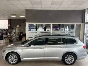 Volkswagen Passat Var. Auto Comfortline BMT ergoComfort ACC