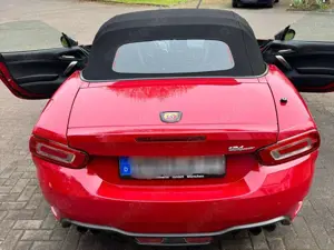 Abarth 124 Spider Roadster