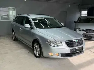 Skoda Superb Combi Ambition/AHK/DSG/ Bild 4