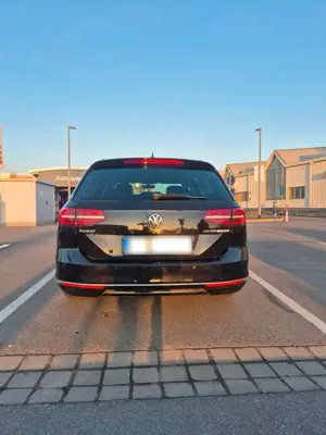 Volkswagen Passat Variant 2.0 TDI (BlueMotion Technology) Trendline Bild 2