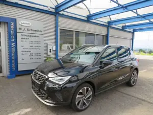 SEAT Arona FR Aut. AHK abnehmbar Winter-Paket RFK LED