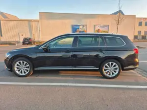 Volkswagen Passat Variant 2.0 TDI (BlueMotion Technology) Trendline Bild 3