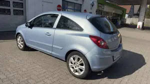 Opel Corsa Automatik | TÜV neu | sehr sparsam