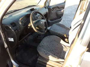 Opel Agila Bild 5