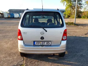 Opel Agila Bild 3