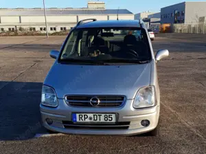 Opel Agila Bild 2