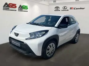 Toyota Aygo X 1,0l Business Edition inkl Allwetterräder Scheckhe