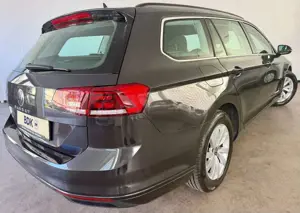 Volkswagen Passat Variant 2.0 TDI ACC AHK Kamera LED NAVI Bild 3