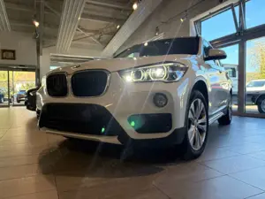 BMW X1 sDrive 18 d Sport Line*HU 06/2027*