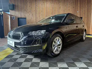 Skoda Octavia Combi Selec. 2,0 TDI DSG Navi*LED*AHK